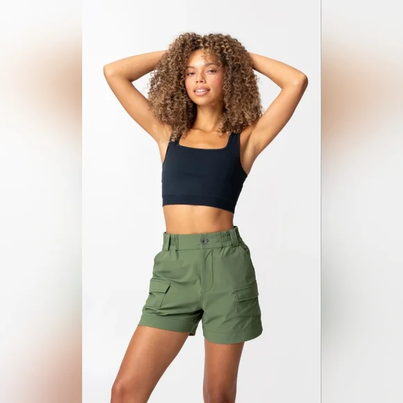 New with Tags Designed in Canada High-Rise Cargo Hiking Shorts by Alder Apparel - Picture 7 of 16